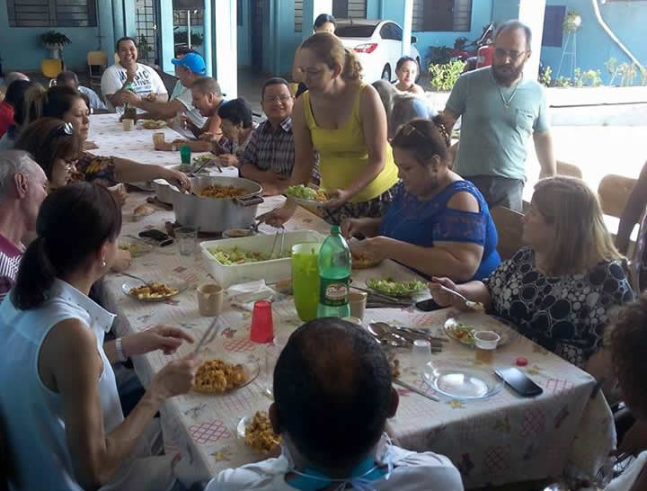 Aniversário da Tia Marlene — foto 10